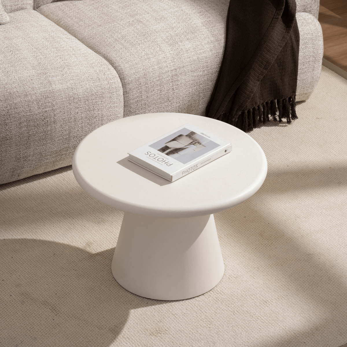 Ronde salontafel van microcement