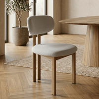 Eetkamerstoel Japandi Noor Beige met eik onderstel Mahom