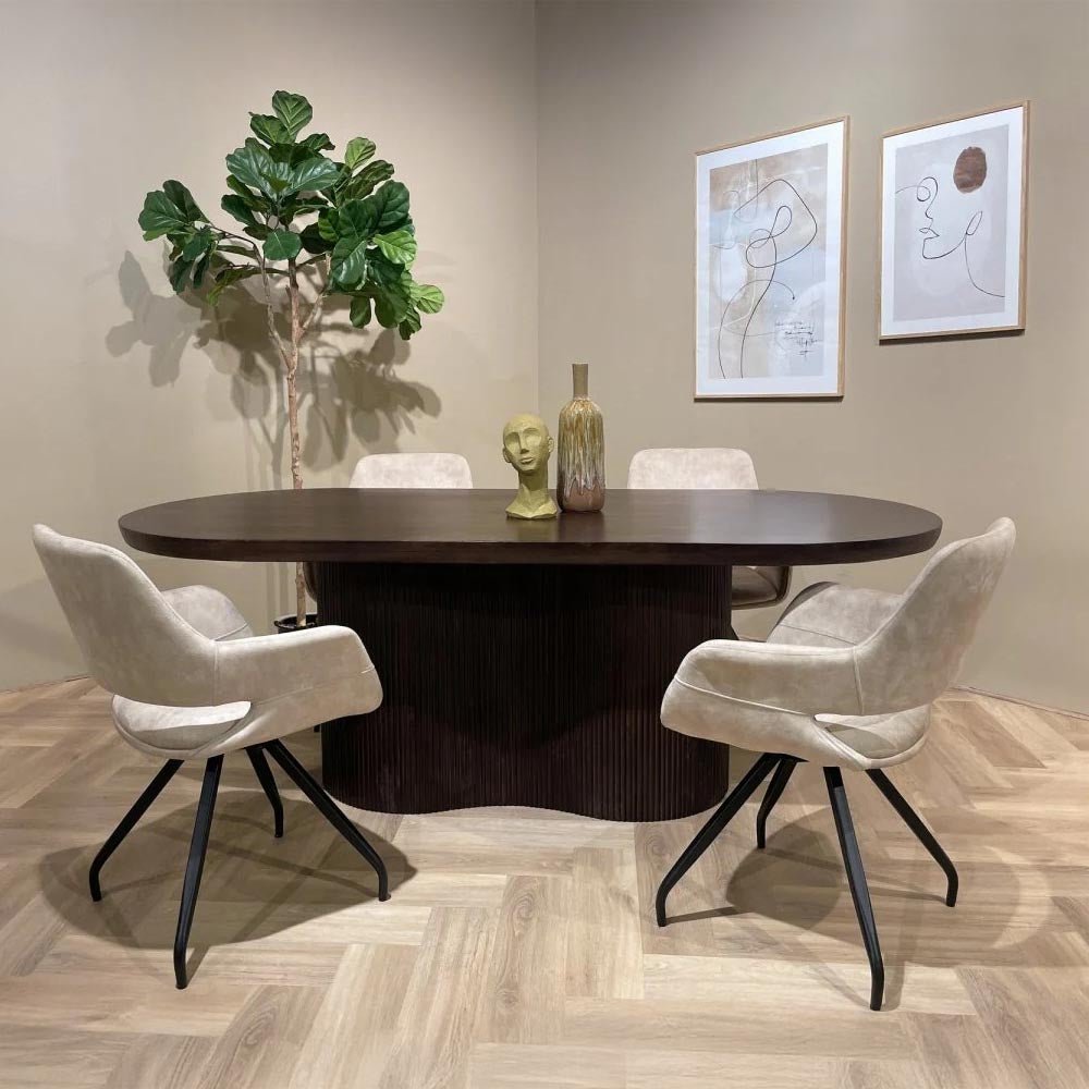 Eettafel hardhout donkerbruin ovaal 300cm