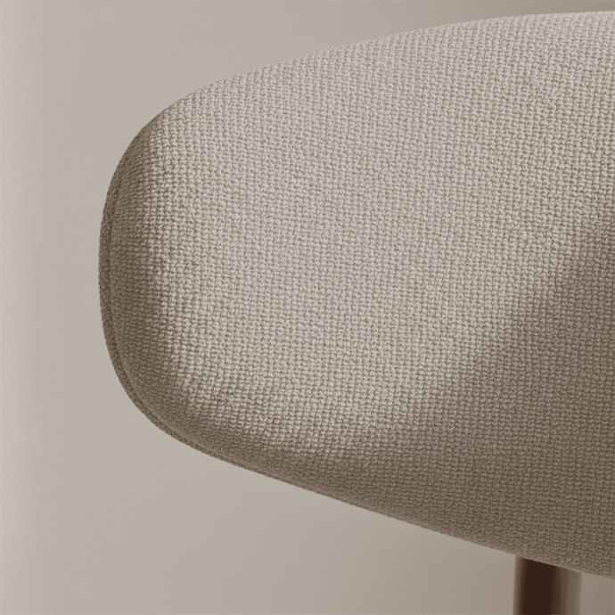 Eetkamerstoel Japandi Kio Beige met walnoot onderstel Mahom