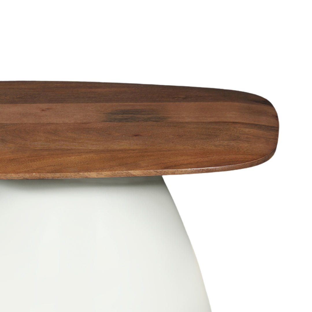 Salontafel van mangohout met witte poot