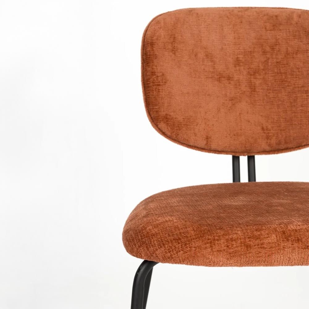 Eetkamerstoel terra oranje met zwart onderstel