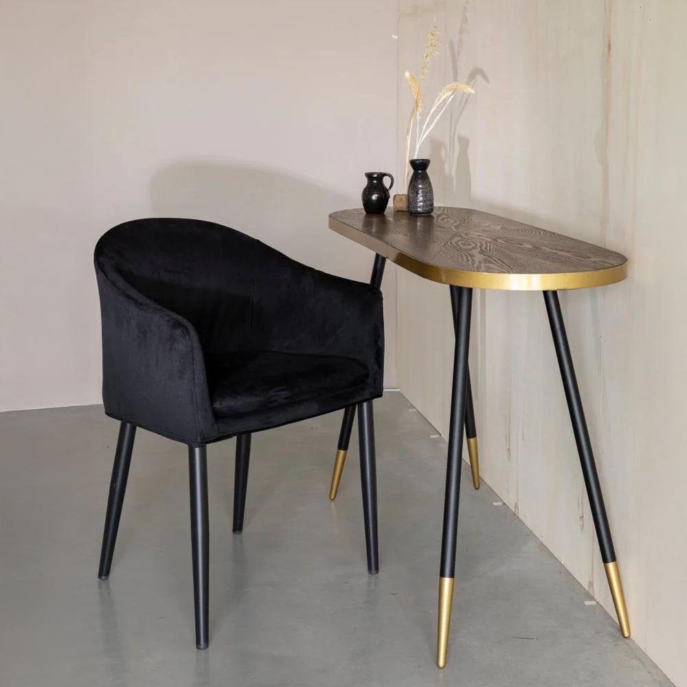 Fauteuil zwart met zwart onderstel
