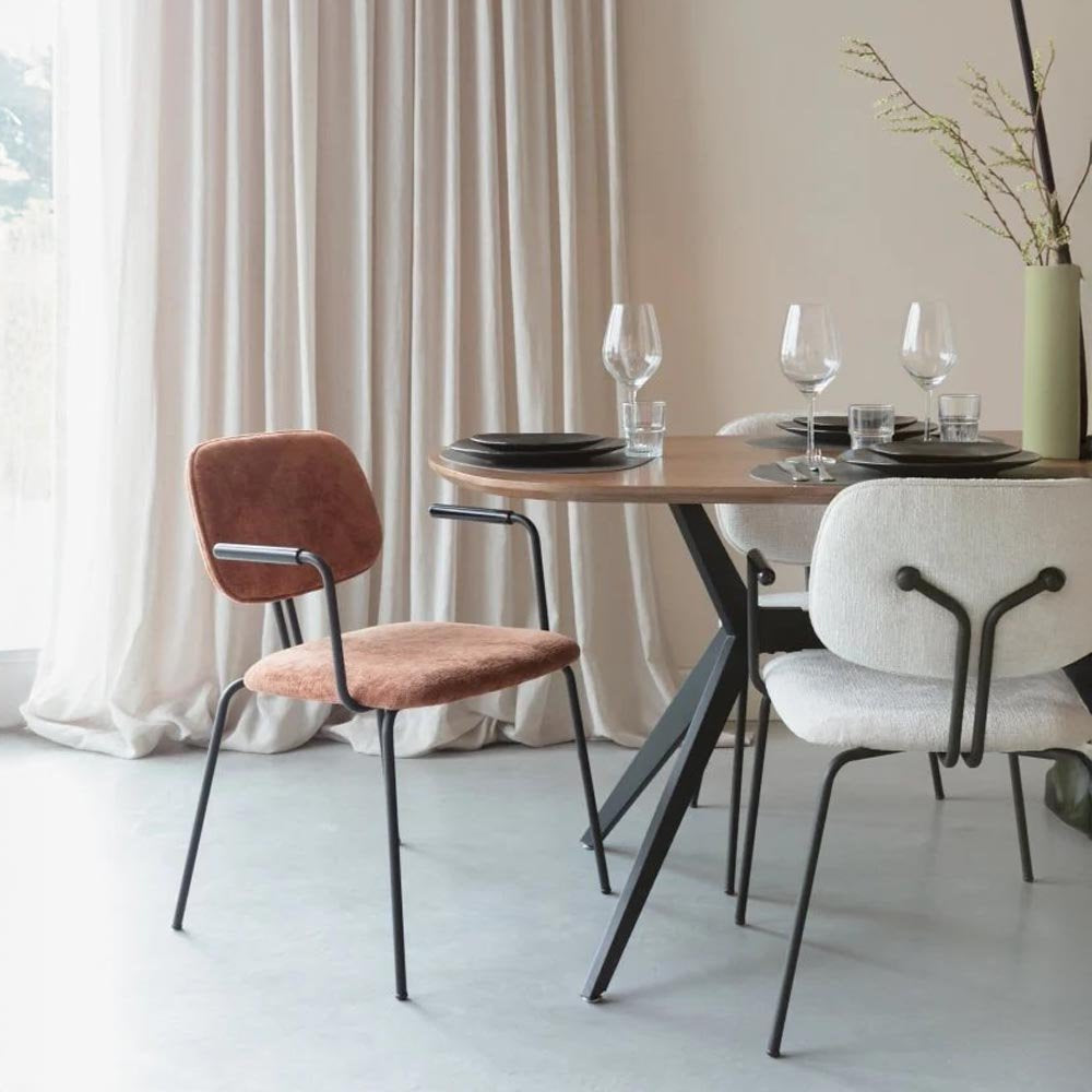 Fauteuil oranje met zwart onderstel