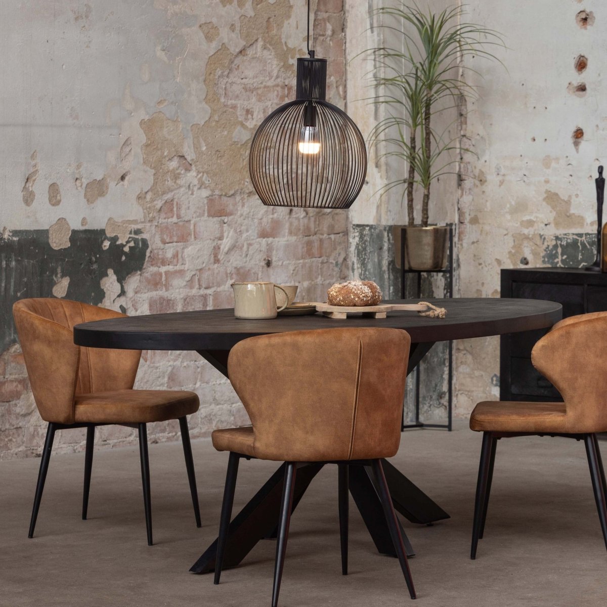 Mangohouten Eettafel Tulsa Black Ovaal 260×120 cm Mahom